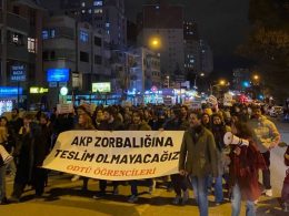 ODTÜ öğrencileri yürüyor