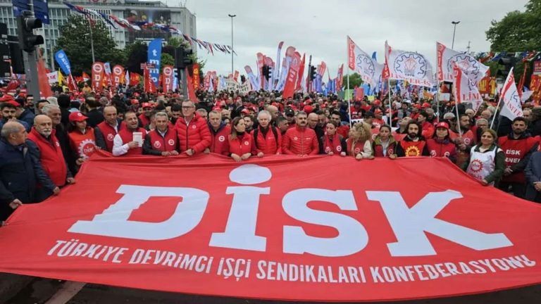 Ankara-İstanbul arasında DİSK'in devletli sendikacılık serüveni