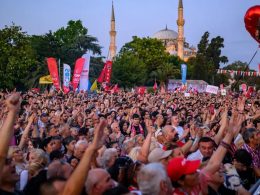 Birinci yılında Saraçhane ve Gençliğin Durumu