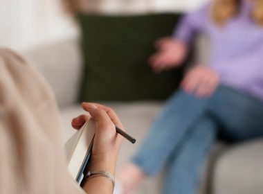 Psikoterapiyi yeniden düşünmek_Psikoterapi bizimdir