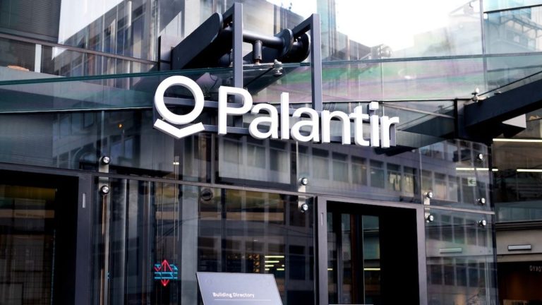Palantir_Patronların vaat ettiği kıyamet
