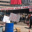 Sosyalist “siyasetsizlik” ve ana muhalefetin parçalanması