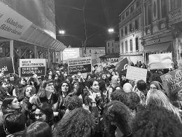 8 Mart'a giderken_Faşizme karşı kadınların devrimci görevi
