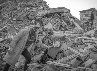 Deprem Doğal bir afet mi, toplumsal bir yıkım mı